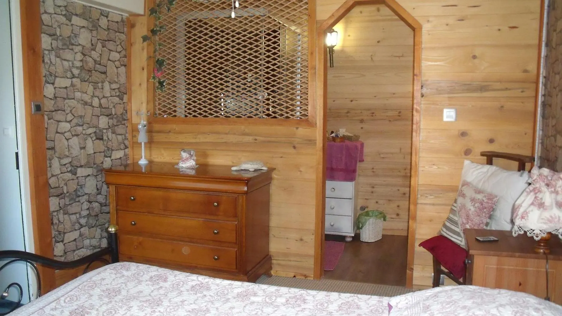 Homestay Chez Jean Marc Et Corinne Priay France